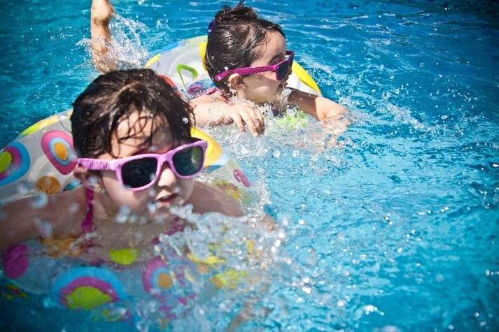 Consigli Per Rendere La Piscina Sicura Per I Bambini